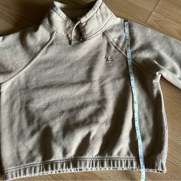 Champion Tan Mock Neck Cropped Sweatshirt Medium - Picture 7 of 9